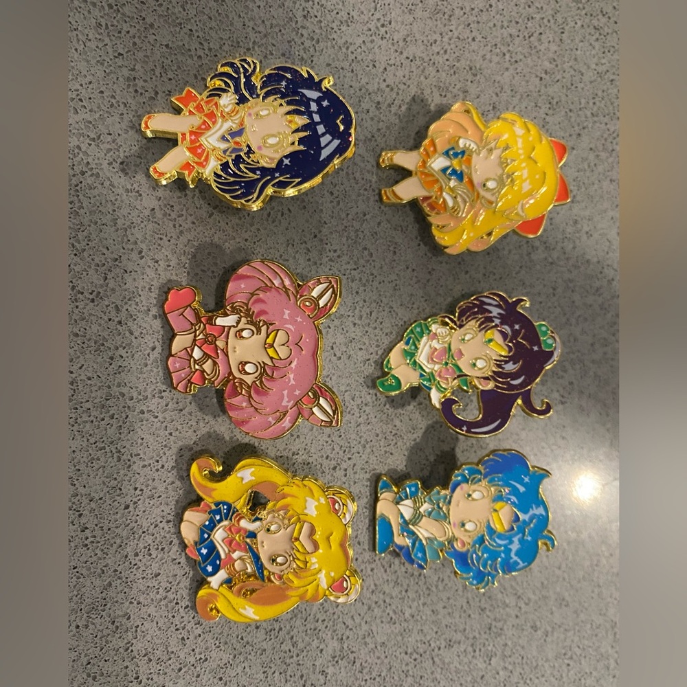 Colorful Anime Character sailor moon Pins Set
